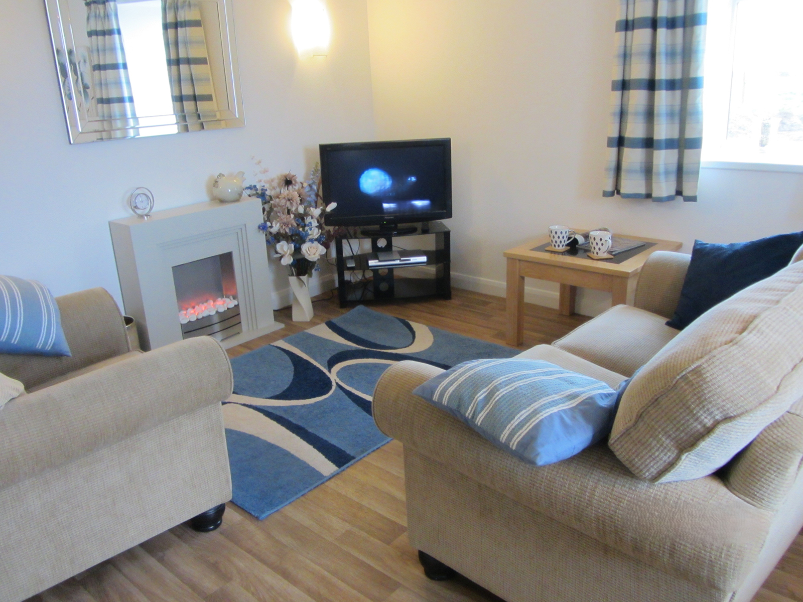 The Lounge area @ Trelawne Holiday Cottages sleeps 2 people  - Enjoy peace and quiet on the cliff tops or family fun on the nearby sandy beaches in St Ives.